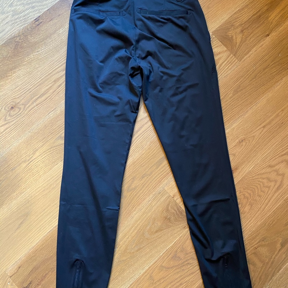 Rhône commuter joggers brand new NWT 28
